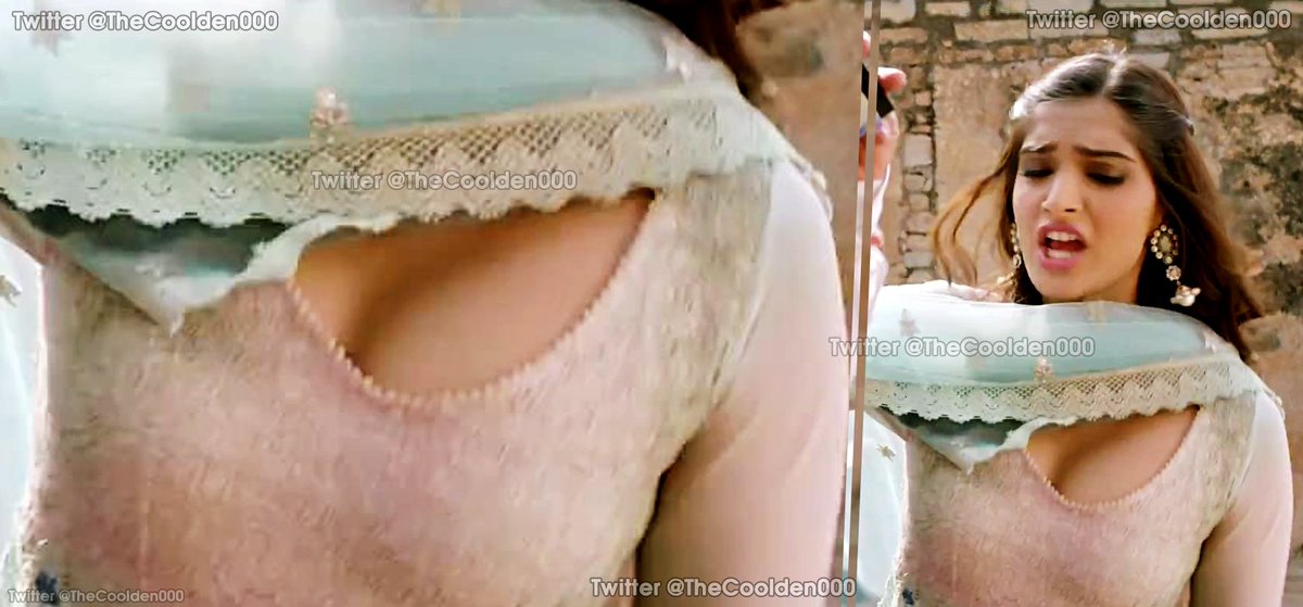 TheCoolden000's tweet photo. Ah Sonam #Randi tu apne #Mammon ko mat chupa tjhe #Nangi hone ki itni adat he tere #Duddu khud hi bahar arahe hen! https://t.co/MOemre1NEs