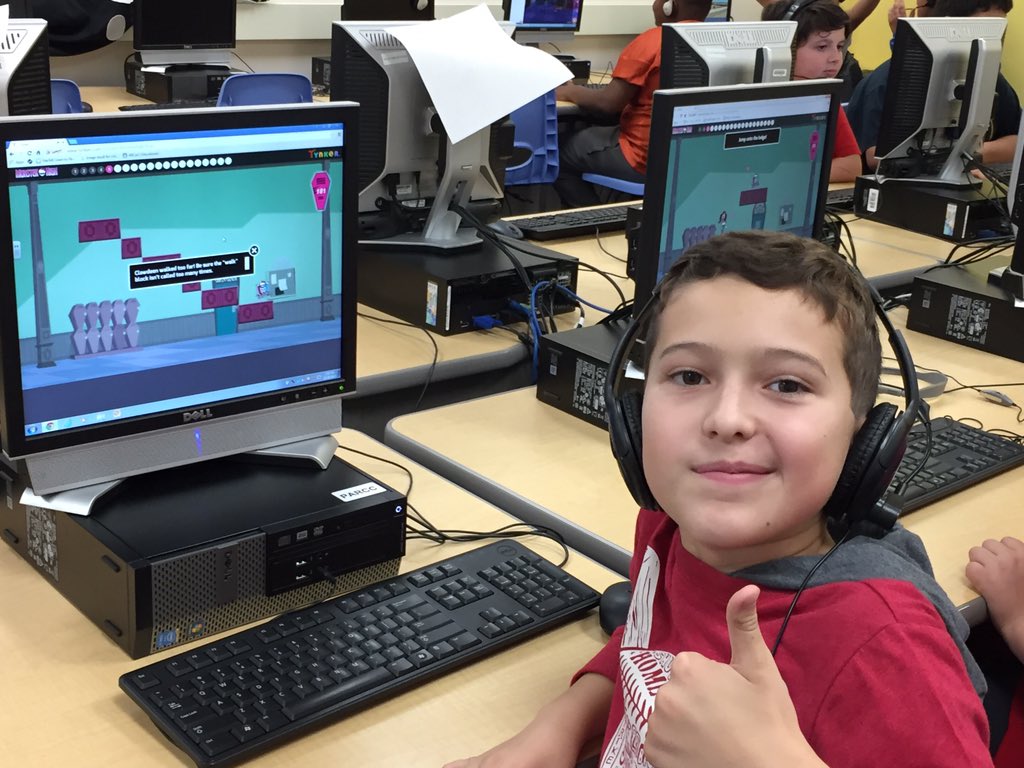butterfli820's tweet photo. Tiger Tech Club is coding with Monster High! @gotynker Thanks @FrugalEducator for the suggestion! #365u https://t.co/5B0Lxen2fN