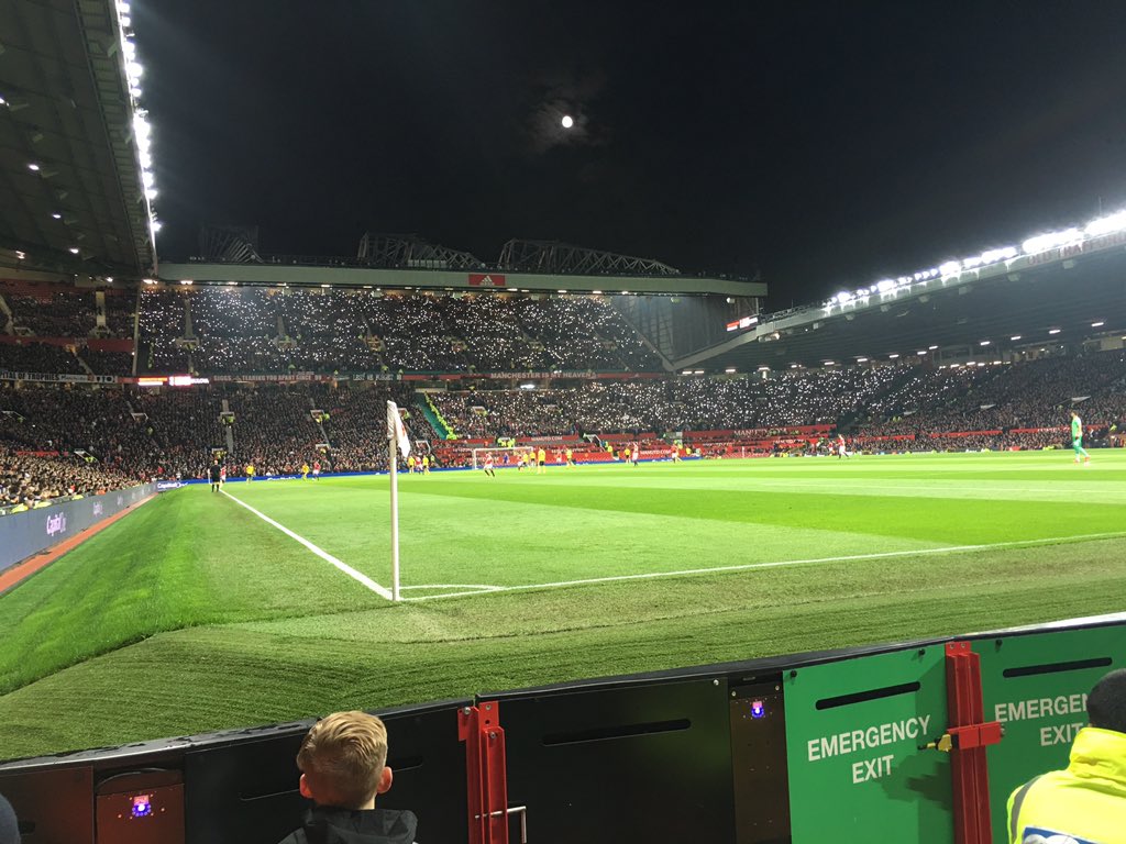UnitedByApple's tweet photo. Fantastic effect the Boro fans created for @save_our_steel #keepitalight #BRITISHsteel @manutd @middlesbrough_team https://t.co/3LTPhJniIM