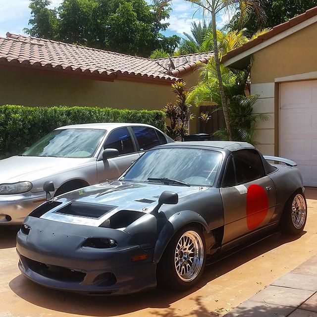 TopMiata's tweet photo. ๐ IG: @curtis_motion #13bmiata #rxmiata
| #TopMiata #mazda #miata #mx5 #eunos #roadster #13b #rotarymiata https://t.co/yjlb8KhStF