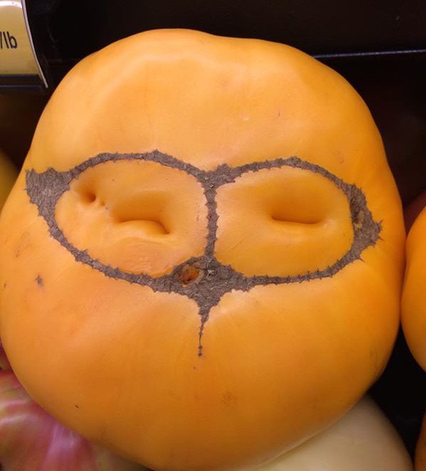 UglyFruitAndVeg tweet picture