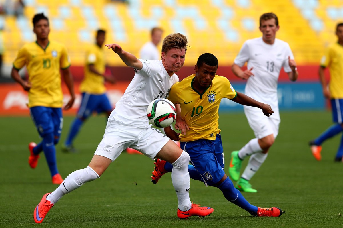 FIFAcom's tweet photo. #U17WC HT
Brazil 0-0 New Zealand: https://t.co/8bCrpQekkp
Mexico 1-1 Chile: https://t.co/HVQBjCqgBc https://t.co/piXBu6wfMb