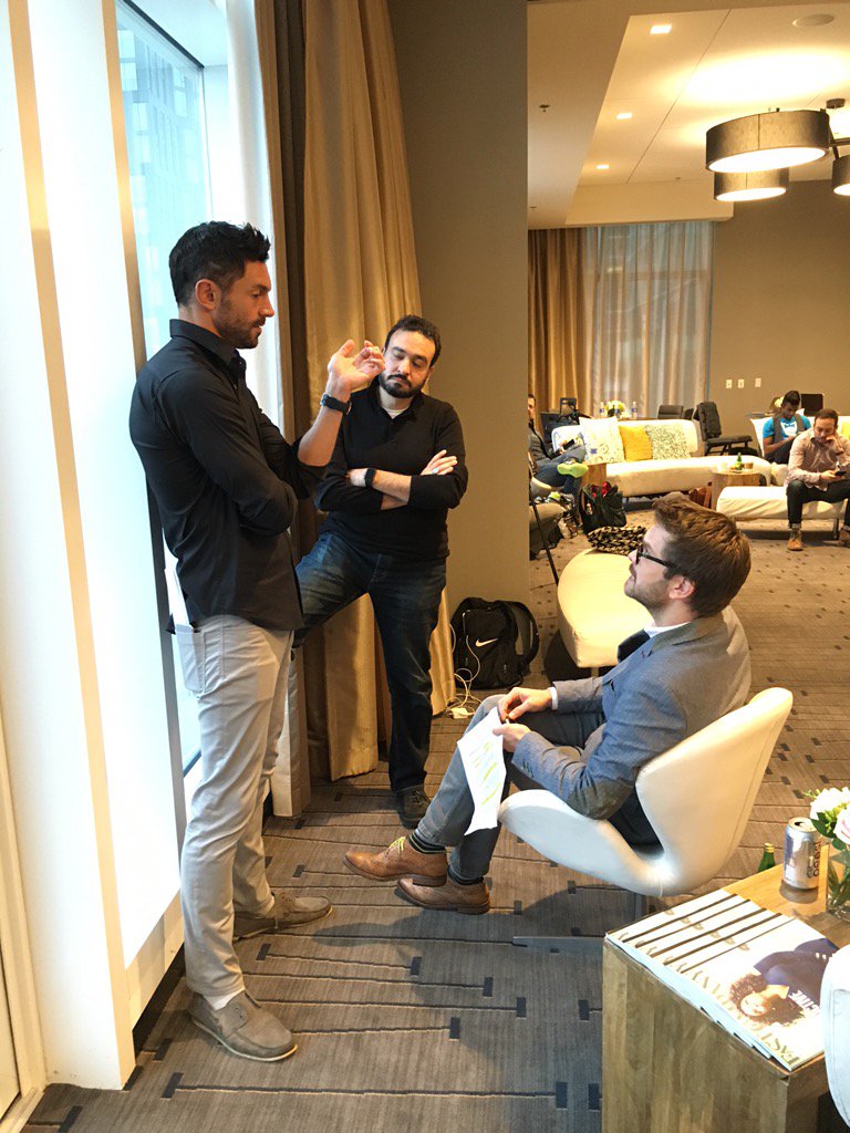snydster's tweet photo. Wiley Cerilli mentoring local entrepreneurs at HR Tysons Corner. #AtHyattRegency https://t.co/Wp7MAMh4f5