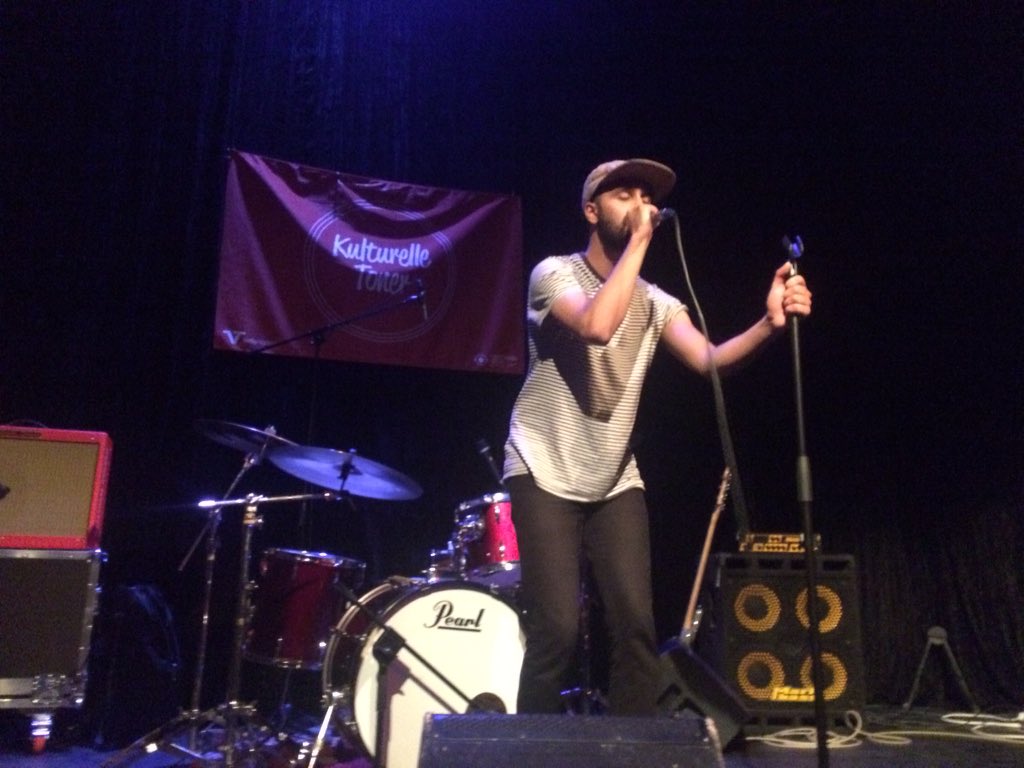 TriggerBergen's tweet image. Ganezha sin tur til å eige scenen med sin unike poetiske hiphop 🎤 #kulturelletoner @SriB