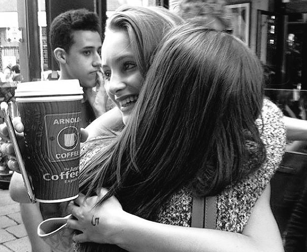 unicornbeatrice's tweet photo. I tuoi abbracci creano dipendenza💘
| @beavendramin 👑 | https://t.co/FNkiDSPfw0