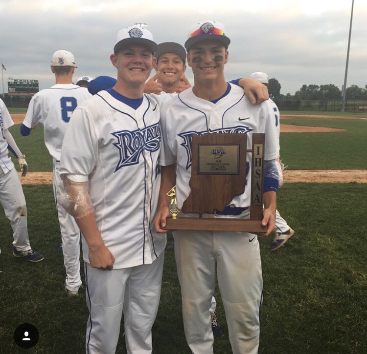 matthew_gorski7's tweet photo. Happy birthday day one @AndrewBohm1 hope it's a good one home #grindlikebohm #π
#christmas'09 #youlovethat https://t.co/nJ5juoI3na