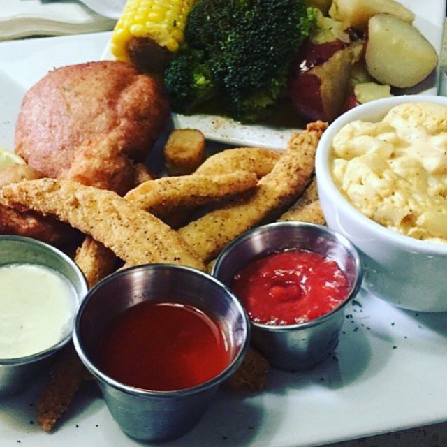 BCSeafoodATL's tweet photo. Have dinner with us! You will be so glad you did!!! #Atlanta #atlfoodies #atlfoodbloggers https://t.co/p6Pabn638r