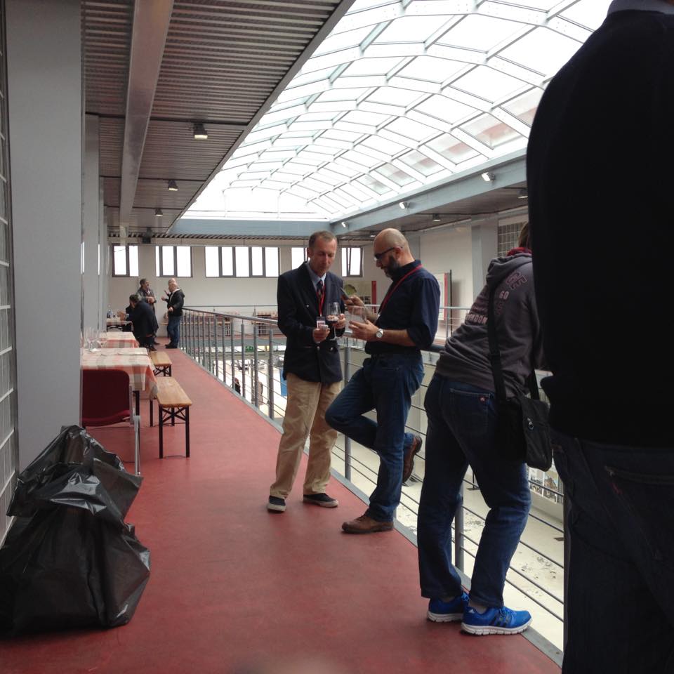 HeartonEarth's tweet photo. #Geoparco #CollineMetallifere @EGNetwork @alexcasini64 : @HeartonEarth al #JMO15 @Maremmans Brain storming? https://t.co/j8nZSCxbmK