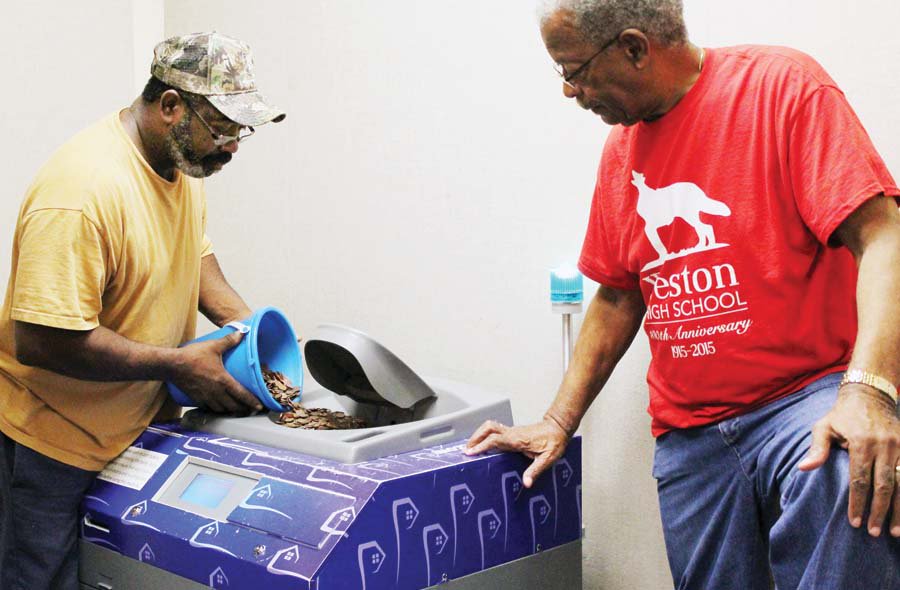 RustonLeader's tweet photo. Change causes local man to pray | #RustonDailyLeader https://t.co/sxM4EXqHbK https://t.co/XIlmWIxYBC