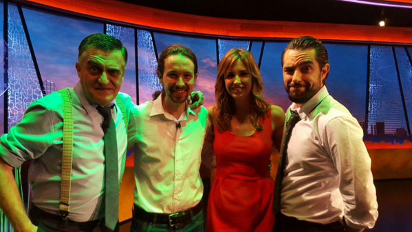 En unos minutos @Pablo_Iglesias_ en directo en <a href="/El_Intermedio/">El Intermedio</a>. ¡Allá vamos!