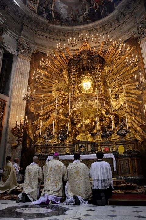 scholastececile's tweet photo. Santa Maria in Campitelli où nous avons chanté la messe à 4 chœurs de Charpentier
#SumPont2015
© François Pierre-Lo… https://t.co/8AKZoj4DZZ