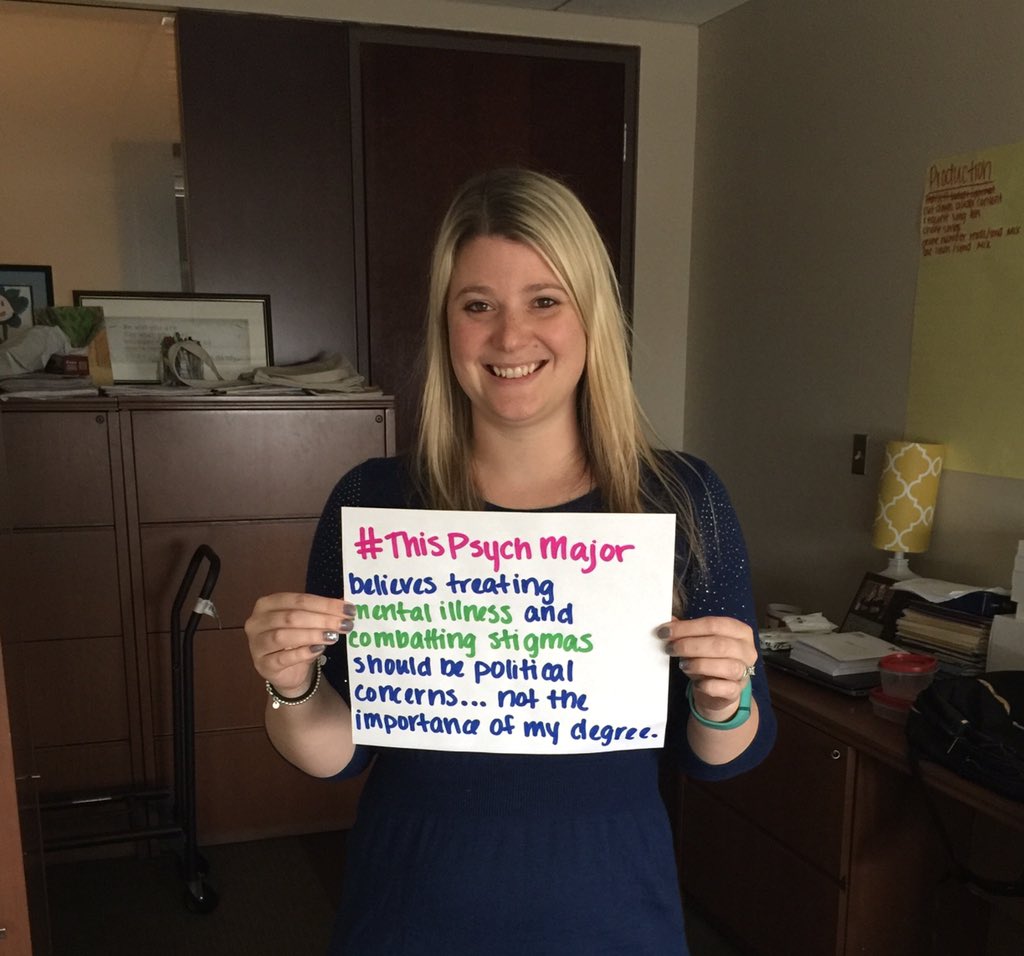 HungryCubbie's tweet photo. #ThisPsychMajor makes a difference in the lives of sick children. What do you do @JebBush? #thispsychmajorwillvote https://t.co/wiIPGazaj6