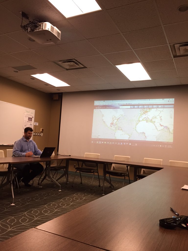 GWBuWaterloo's tweet photo. @exactEarth Shipview product displays the location of ships around the world using remote sensing satellite data https://t.co/0Pmwi6lUvt