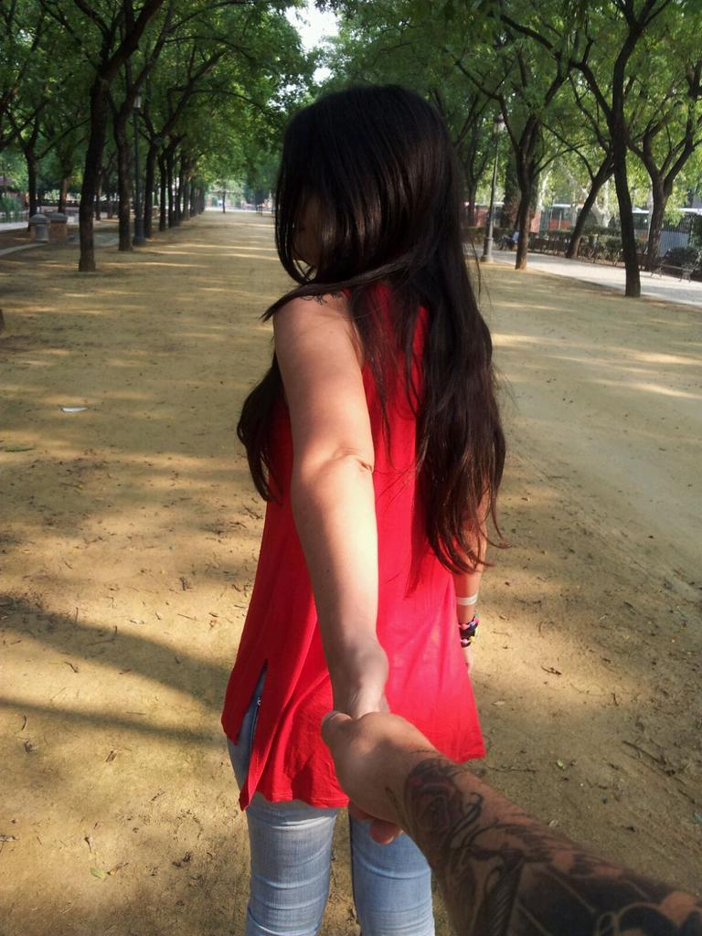 zeussg87's tweet photo. Quiero #parisexpress volando con @iberiaexpress con @conchifloresz y ver la torre eiffel en la mejor compañía https://t.co/sKosCmeCLu