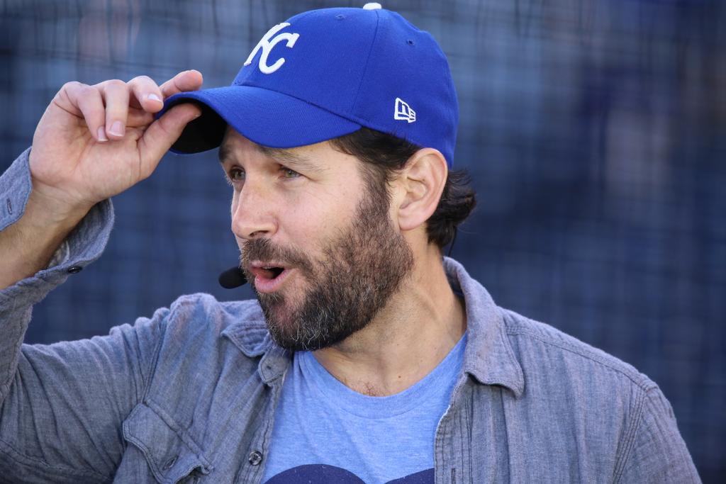 MLB's tweet photo. Paul Rudd discusses his beloved @Royals with the @IntentionalTalk crew on @MLBNetwork. https://t.co/AiNAn5uqDA
