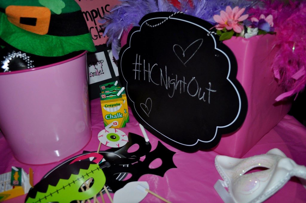 HerCampusPitt's tweet photo. Head over to our Facebook page and take a look at all the #HCNO pics we uploaded!! 💗 https://t.co/BW1IEdtpEy https://t.co/ZhUZR0MWca