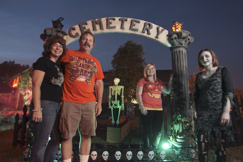 sdut's tweet photo. How three San Diego families gear up for Halloween: https://t.co/xGUrXNdP9q https://t.co/MFy6I4qz5u