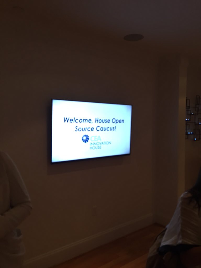 lansing's tweet photo. Fun to be at the Open Source Caucus launch! #Opensourcecongress cc @seamuskraft https://t.co/VudHl67Jgw