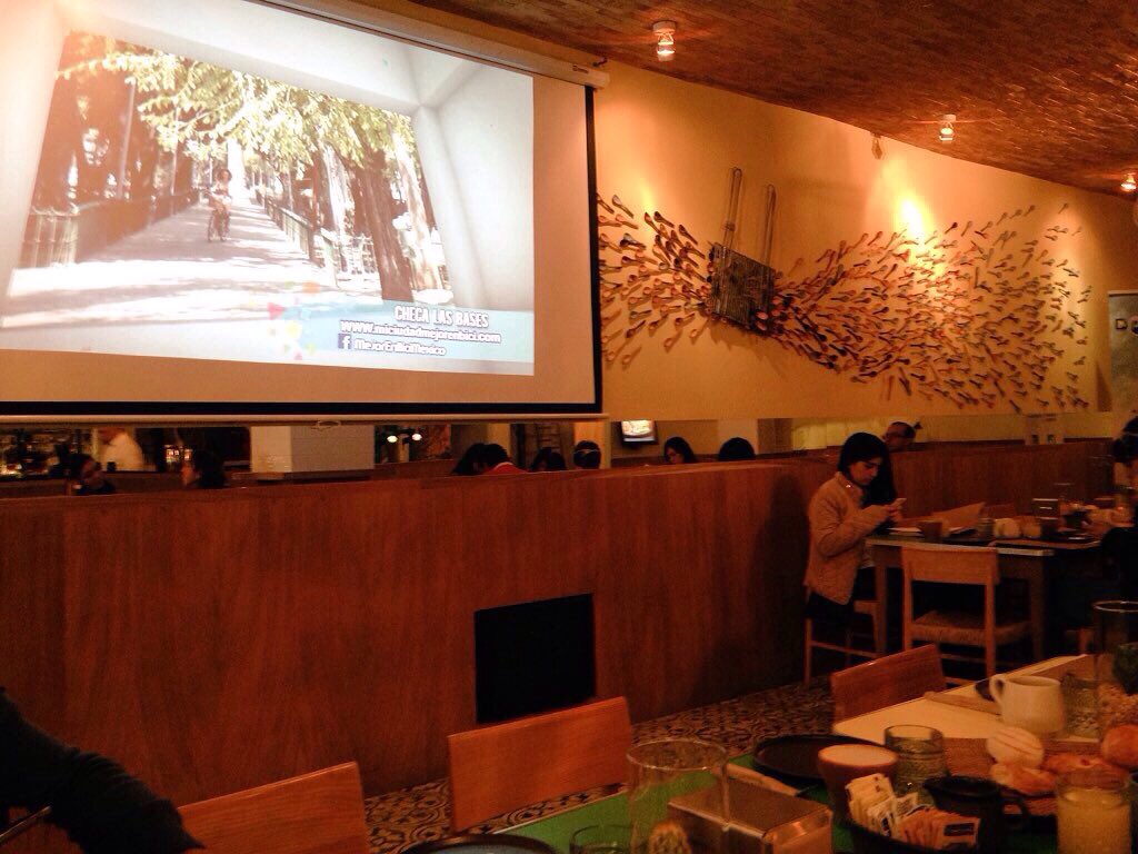 OficialOnlyMine's tweet photo. Desayuno para presentar @mejorenbici en el restaurante @LaZarandaDf @ComLateral Espera los detalles... https://t.co/dpGrmsrVJ3