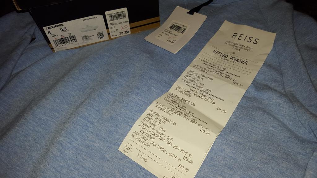JoeKapa's tweet photo. @REISS samplesale WARNING! They charged me full price &amp; added items; had to go back &amp; they still got it wrong! https://t.co/YV7Lefm6fF