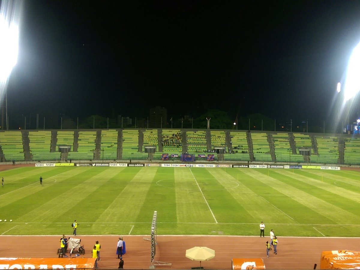 Presentes en el Universitario para el encuentro <a href="/DvoLaGuaira/">Deportivo La Guaira 🔱</a>  <a href="/DeportivoLara/">Deportivo Lara</a> #FutVE #AsociacionFUTVE #CopaVenezuela