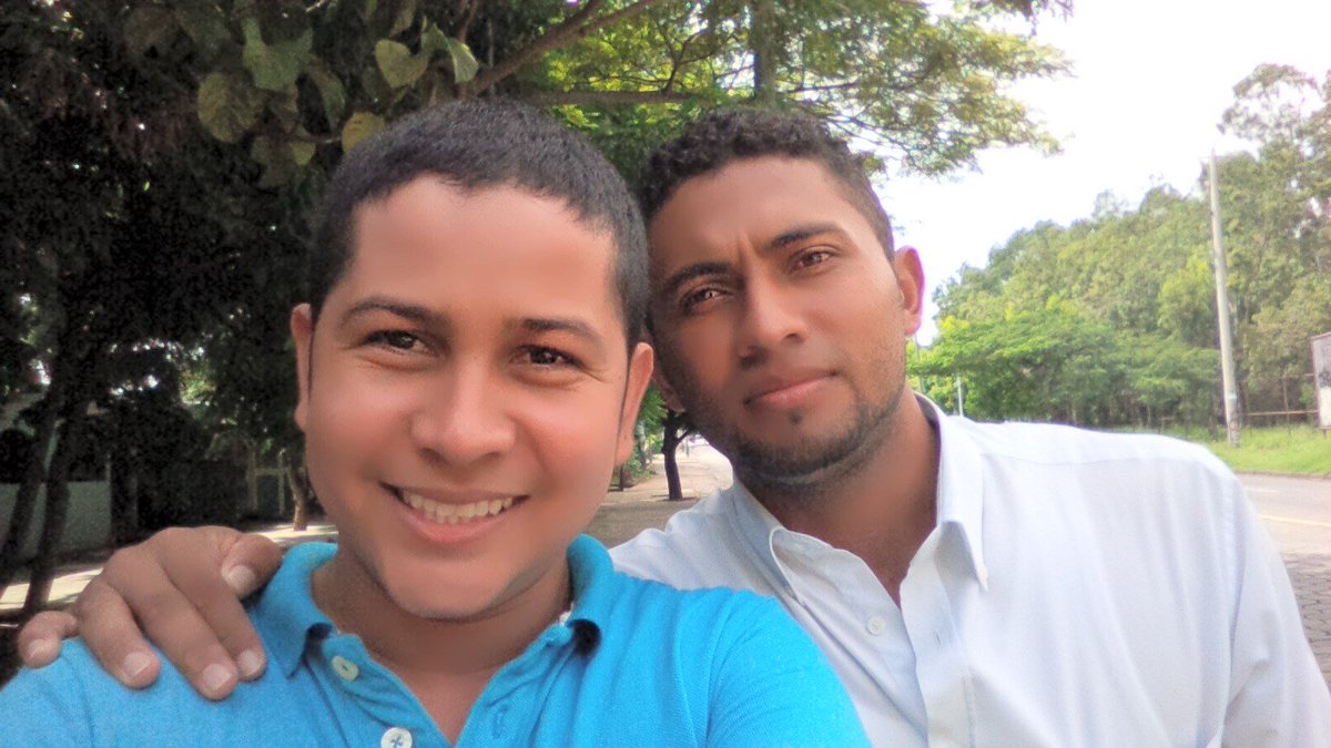 OlmanValle's tweet photo. Con mi hermano Yudel, quien si sabe dar buenos concejos. https://t.co/qvJPAJhmLy