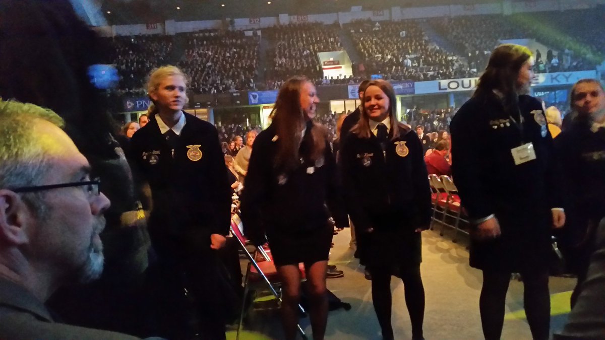 MCWFFA's tweet photo. Its all about the BASS! FFA members are AMP'd for opening session #AmplifyFFA https://t.co/lMD4aaLBck