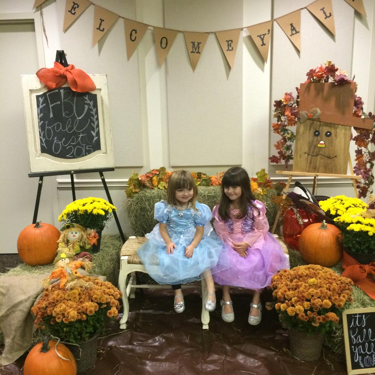 trmeparr's tweet photo. #fbcfallfest2015 https://t.co/RCPoOuItD1