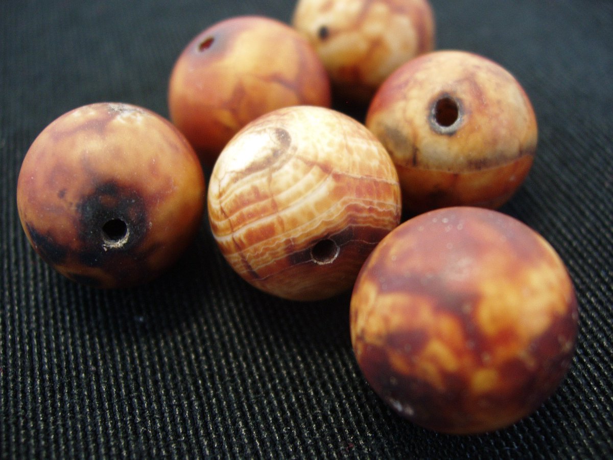 Buddhist prayer beads are perfect for #meditation. Get them here ow.ly/U8LkY  #shopifypicks #energystone