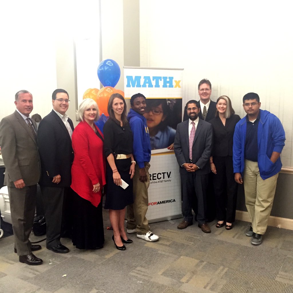 MattSuprunowicz's tweet image. I&apos;m so proud of our @TulsaWillRogers student speakers at #MATHx! #SuccessTPS