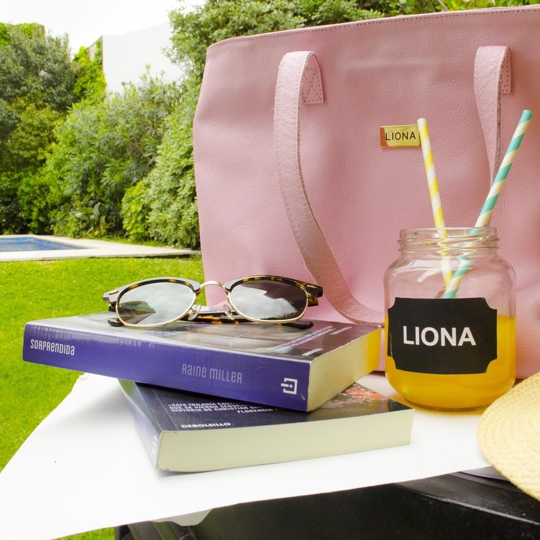 lionabsas's tweet photo. No puede mas de onda el bolso Amelie Rosa #calor #verano #sol #muchaonda #repost 
https://t.co/Q0xQZwEe44 https://t.co/kucbYUxAYW