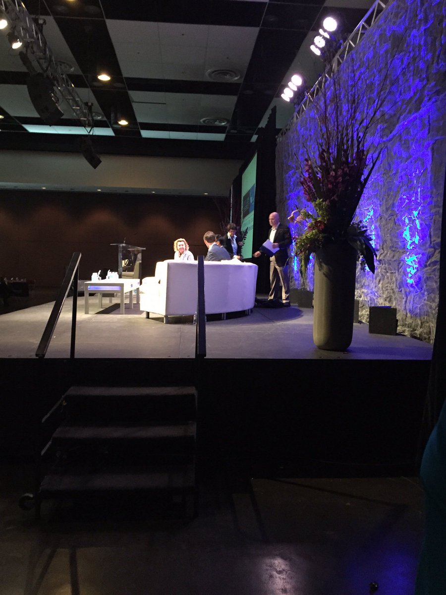 jandrew73's tweet photo. Top 11 - narrowed from 35 - down to 3. Going on stage now!! @htconf #htconf #limelighthealth https://t.co/adBnUywyx1