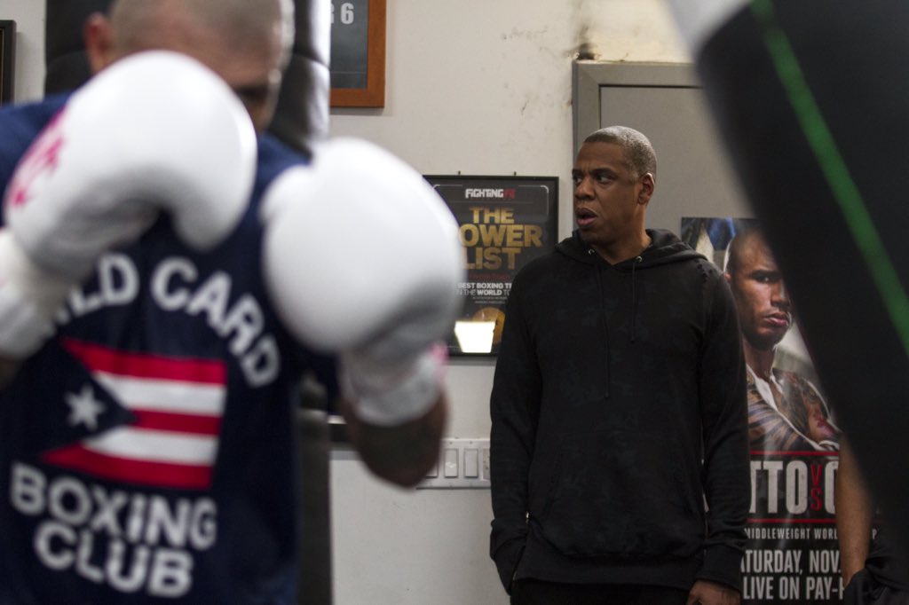 RealMiguelCotto's tweet image. Thanks #JAYZ @S_C_ for stopping by to check out training camp- great to see you! #CottoCanelo #WARCotto #RocFam