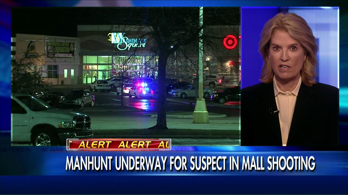 FoxNews's tweet image. BREAKING: At least 3 people have been shot at a mall in Indianapolis. Police are now on the scene. #Greta