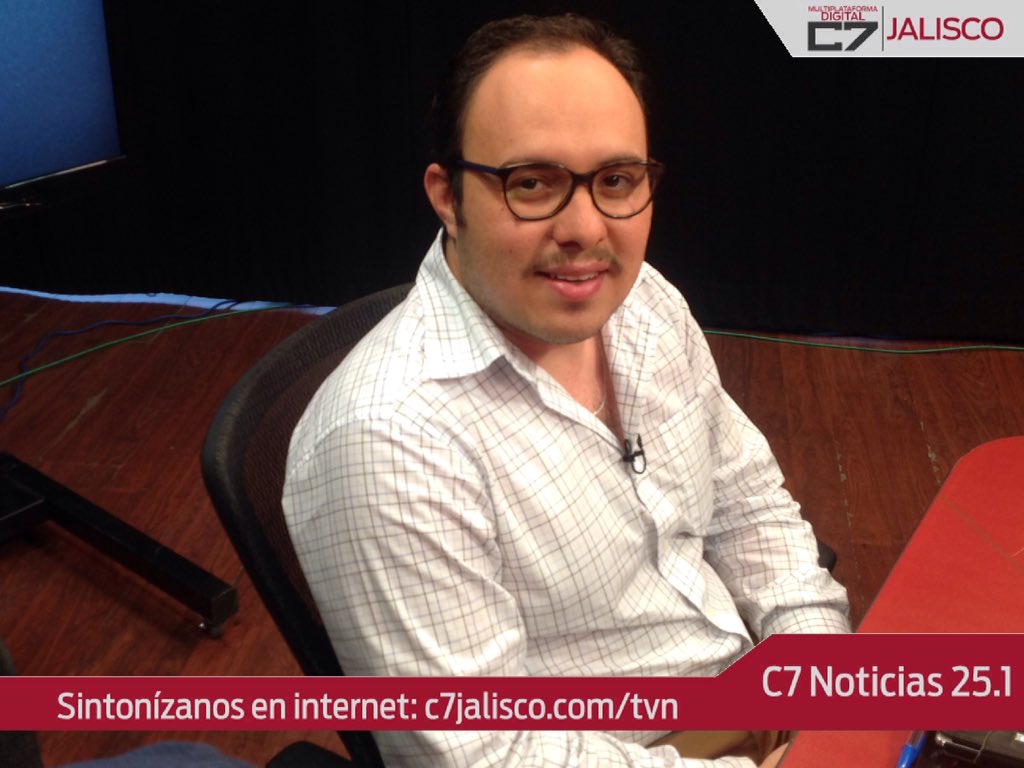 JaliscoTV's tweet photo. Gerardo López de @AltaVozJalisco define con la palabra "destreza" en Emprendimiento y cultura innovadora. https://t.co/y3uS9iGYZ4