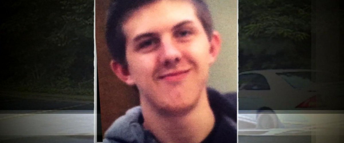 ABC's tweet photo. Officer who shot unarmed 19-year-old Zach Hammond in South Carolina won’t be charged: https://t.co/eIihu8xpTg https://t.co/5YZn7jh1yJ