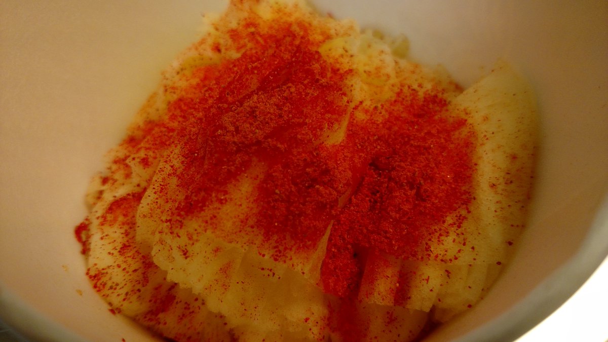 SNOWLABCO's tweet image. New secret seasoning: Li Hing Mui (salty dried plums) powder over mango snow! #snowlab #shavedsnow #mango #lihingmui