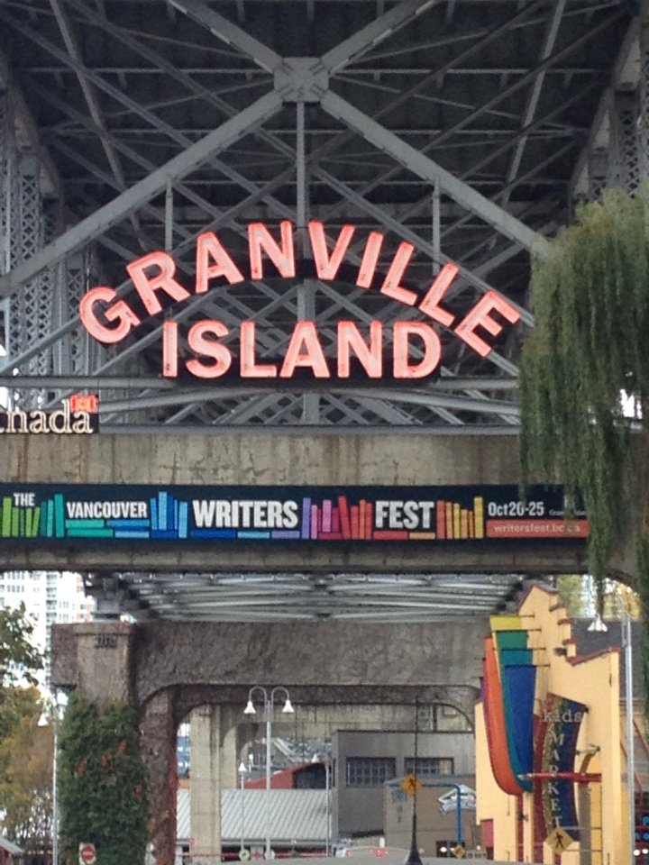 readernerd's tweet image. 