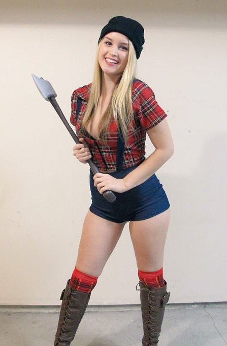 Come hangout w/ me as a lumberjack on MFC! HT gets lumberjack photoset! https://t.co/YTeljKbmk2 https://t