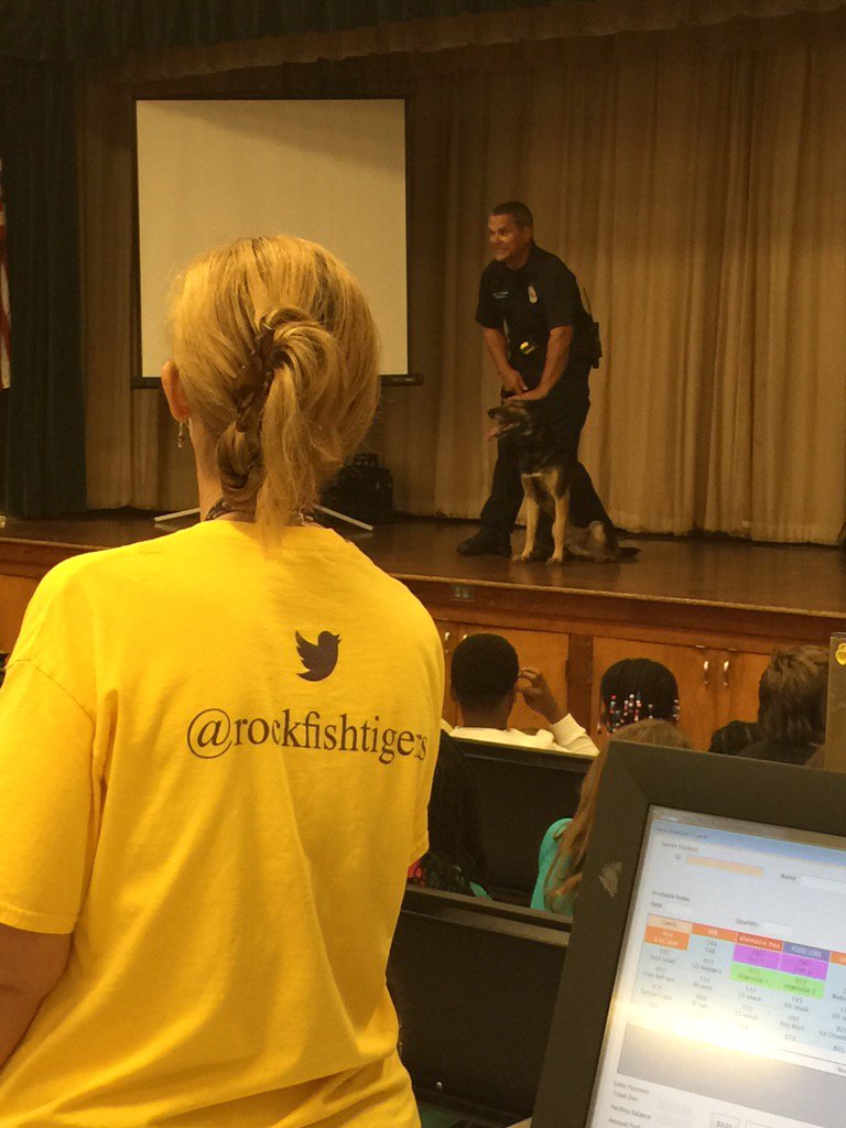 rockfish4th's tweet photo. A huge thanks to Ringo and the HMPD for coming to talk to our lil tigers about being drug free! @RockfishTigers https://t.co/68j7B72vDR