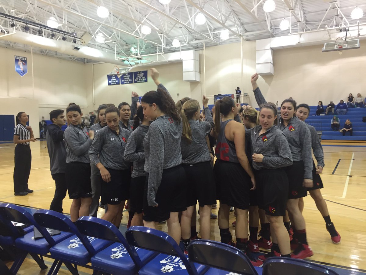 CatholicU_WBB's tweet photo. first scrimmage of the season! #ladycardlove #playforjamie #gocards https://t.co/Va10mrYCjW