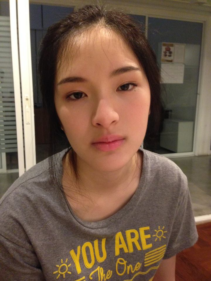 เมย์ไหนต้องหน้างี้ใช่มั้ยคะ? 
May's normal facial expression. 

(fb. Chayanop)
#MayNhai #MayWho