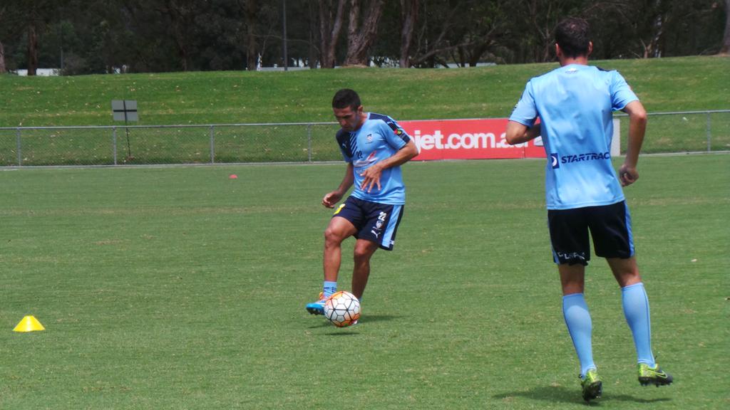 SydneyFC's tweet photo. The boys returned to the pitch today as they get set to face the @CCMariners on Saturday! #SydneyIsSkyBlue https://t.co/B2XgdjlzSI