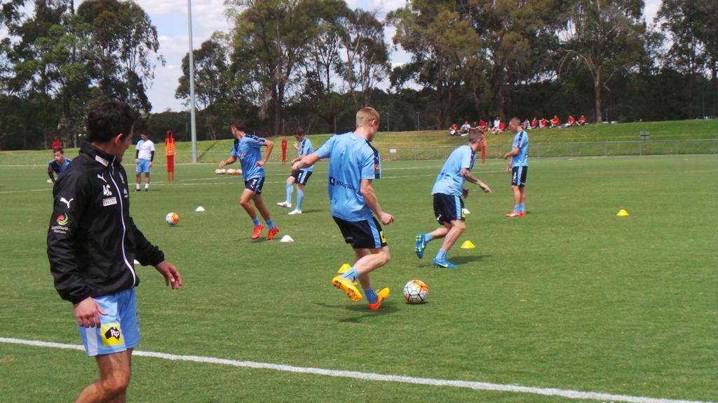 SydneyFC's tweet photo. The boys returned to the pitch today as they get set to face the @CCMariners on Saturday! #SydneyIsSkyBlue https://t.co/B2XgdjlzSI