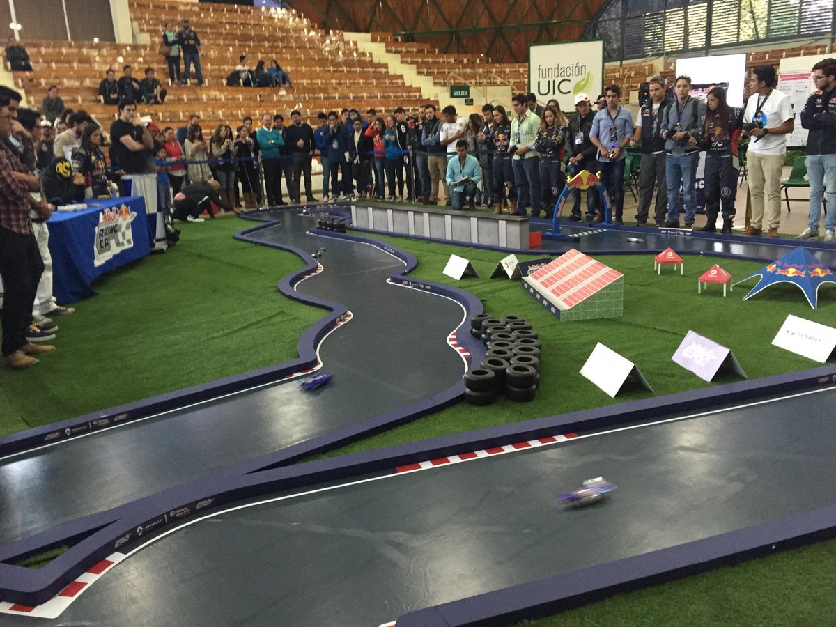 redbullracing's tweet photo. Wrapping up the day, Dany get's this weekend's racing underway at @uicmx with the winners of #RedBullRacingCan 🏁 🏆 https://t.co/chmxYvteR4
