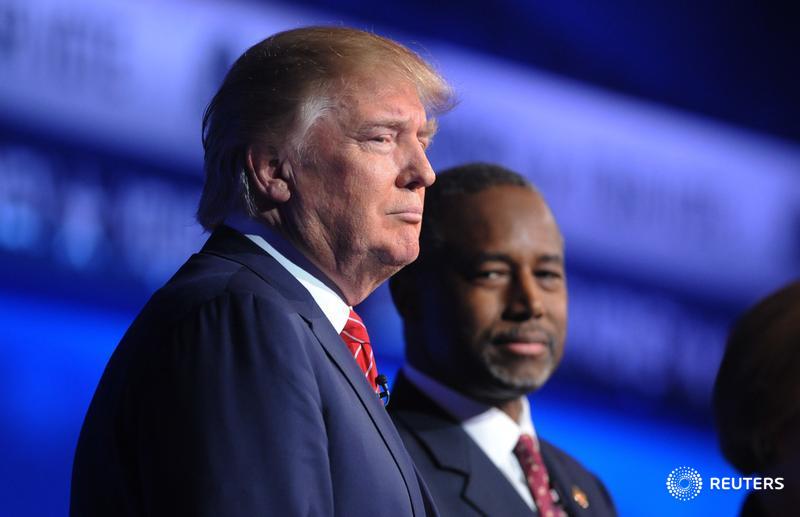 Reuters's tweet photo. Republican candidates come out swinging against Trump in early stage of #GOPDebate: https://t.co/kUxQrlY7nY https://t.co/TFYbRSQtzD