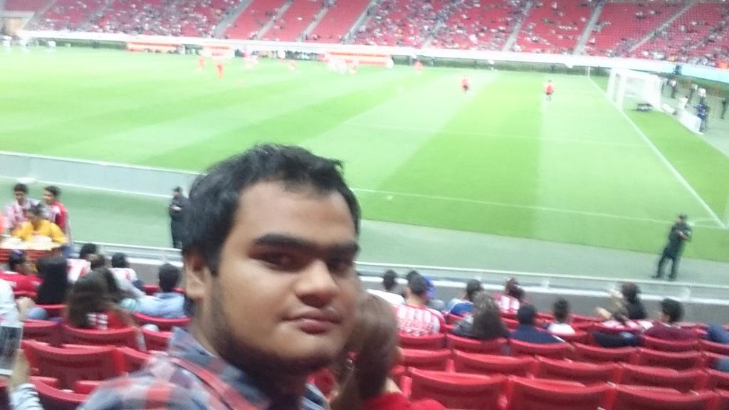 JHQG93's tweet photo. Viendo el partido chivas vs Toluca https://t.co/3RgGoeQBUu