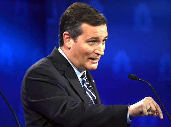 enews's tweet photo. Ted Cruz rips into Carlos Quintanilla then offers him pot brownies during the #GOPDebate: https://t.co/HEaQJQWSPv https://t.co/oMnu4bMYnZ