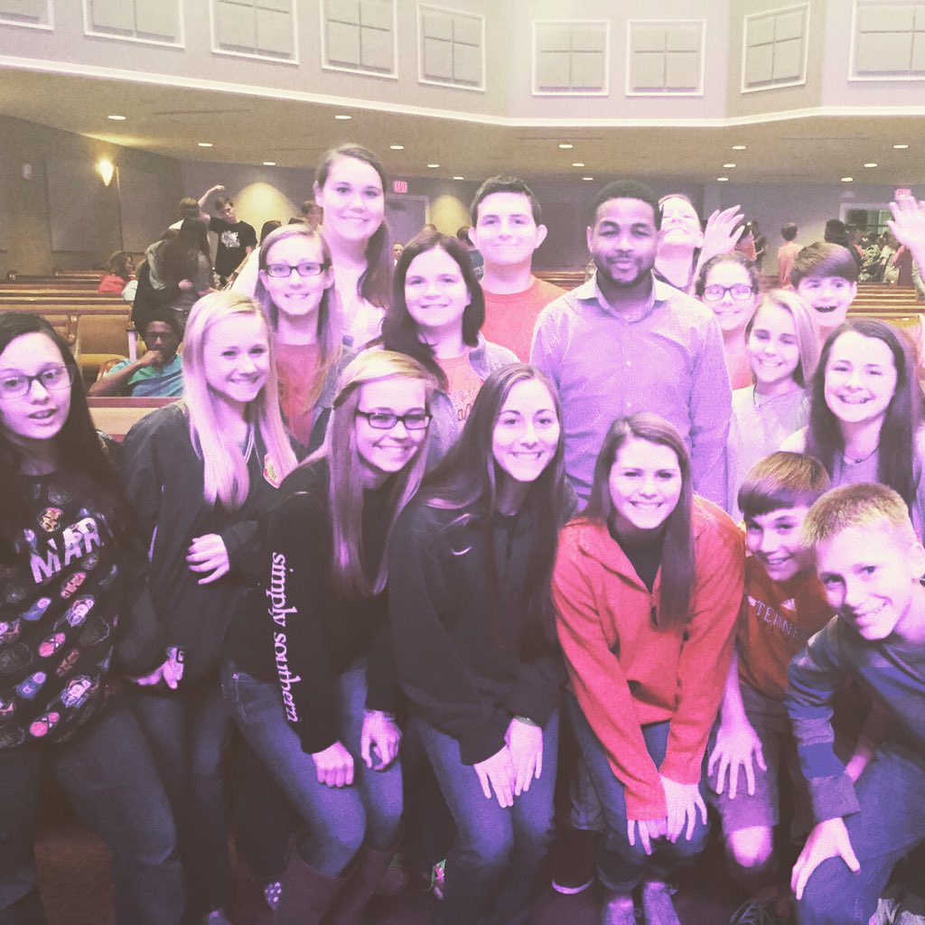 TroyUMCYouth's tweet photo. @InkyJohnson rocked it! #commanotperiod #trialtotriumph #toolboxready https://t.co/wq8cY4yZdD