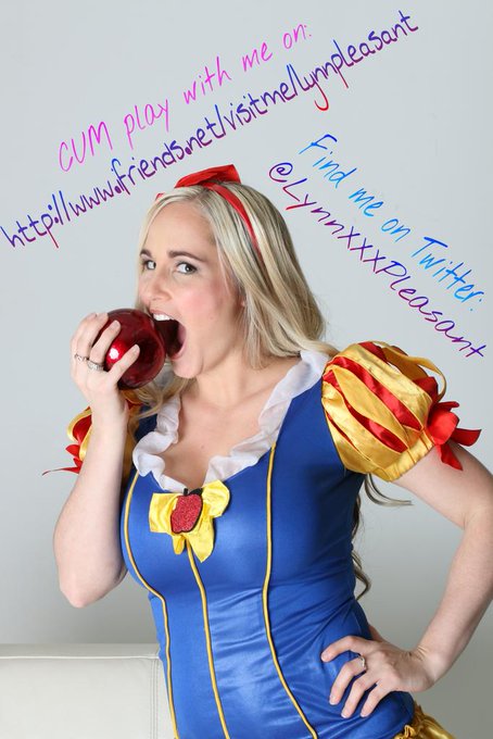 RTContestTime @iFriends https://t.co/Z1N0udE1EM #ifriends #Disney #AdultDisney #Playful #HalloweenCostume<a class="tags" target="_blank" title="On Twitter" href="/?out=eyJ0eXAiOiJKV1QiLCJhbGciOiJIUzUxMiJ9.eyJpYXQiOjE3MjQ0NDI3NjcsImlzcyI6InR3cG9ybnN0YXJzLmNvbSIsIm5iZiI6MTcyNDQ0Mjc2NywiZXhwIjoxNzU1OTc4NzY3LCJyZWRpcmVjdF91cmwiOiJodHRwczovL3R3aXR0ZXIuY29tL2lGcmllbmRzIn0.PCHXRM5IjdQ7lirJ-C17r96jqXJ-qA6v9OYtdc3g7f4F4VEa0Ewuxh4vuUmbbVdPRpCDdKUiiBUlp4DmvfZR2w">@iFriends</a><a href="/tag/disney"class="tags"><span>#disney</span></a><a href="/tag/halloweencostume"class="tags"><span>#halloweencostume</span></a><a href="/tag/playful"class="tags"><span>#playful</span></a><a href="/tag/snowwhite"class="tags"><span>#snowwhite</span></a>